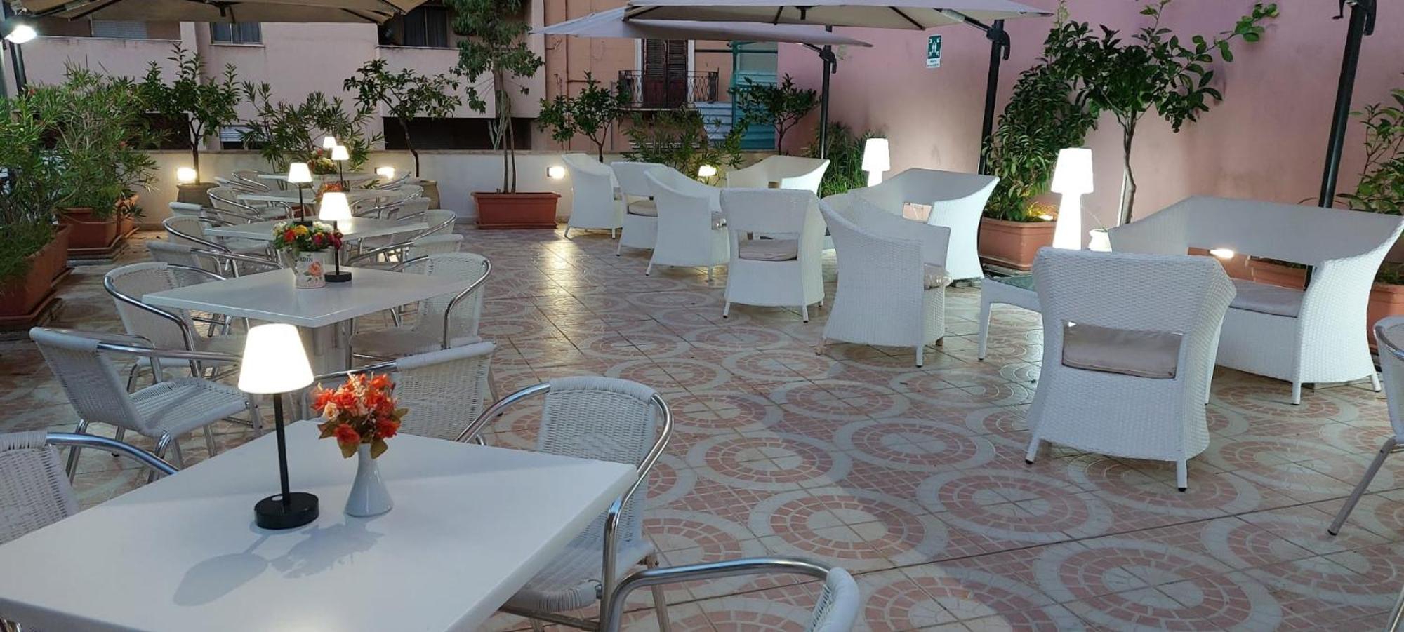 Hotel Trinacria Palermo Exteriör bild