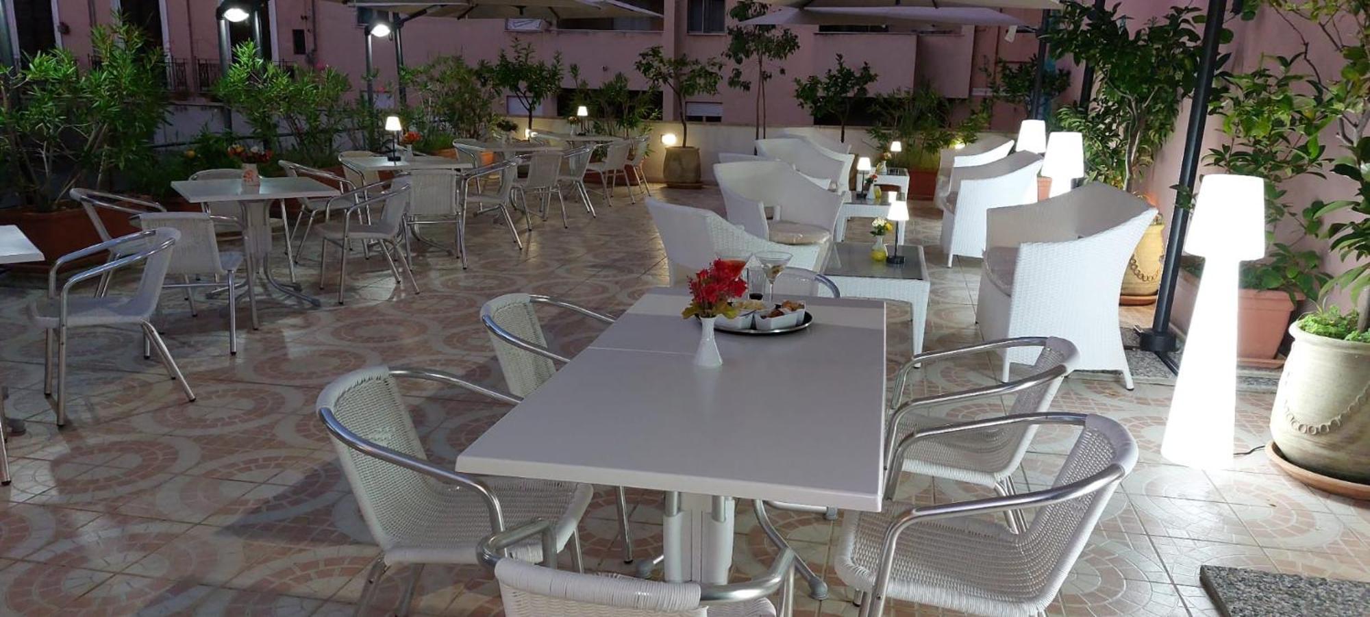 Hotel Trinacria Palermo Exteriör bild
