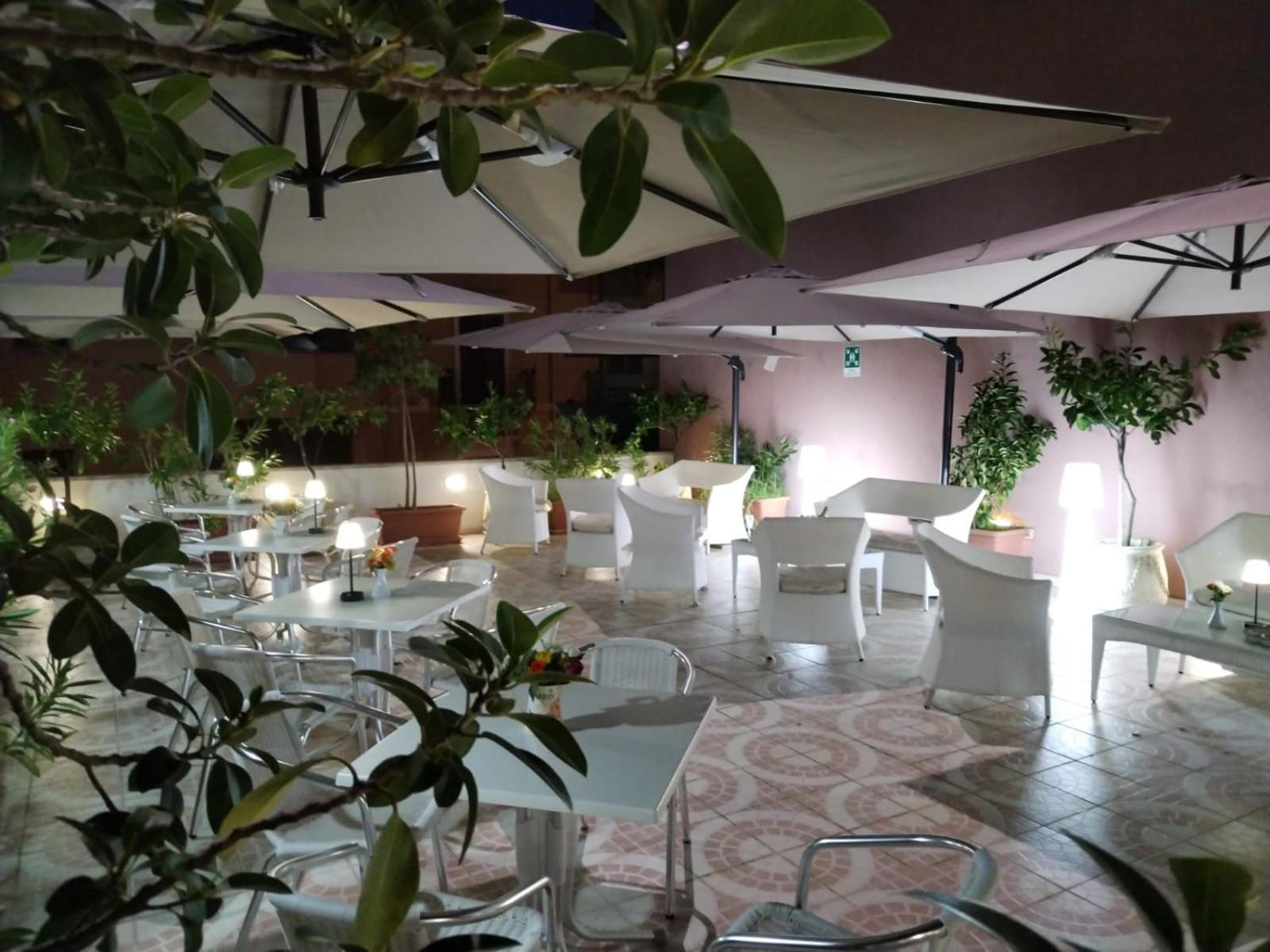 Hotel Trinacria Palermo Exteriör bild
