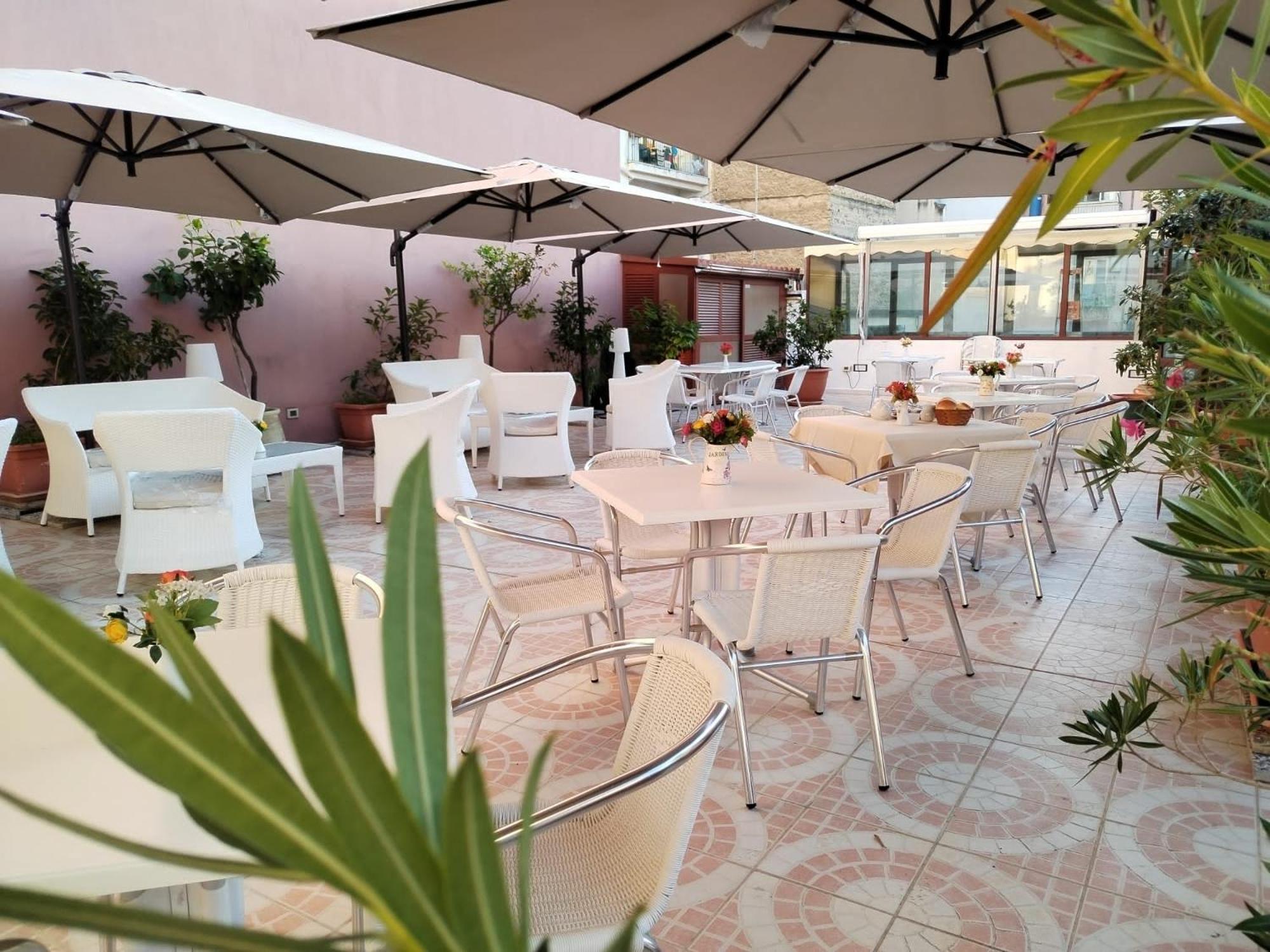 Hotel Trinacria Palermo Exteriör bild